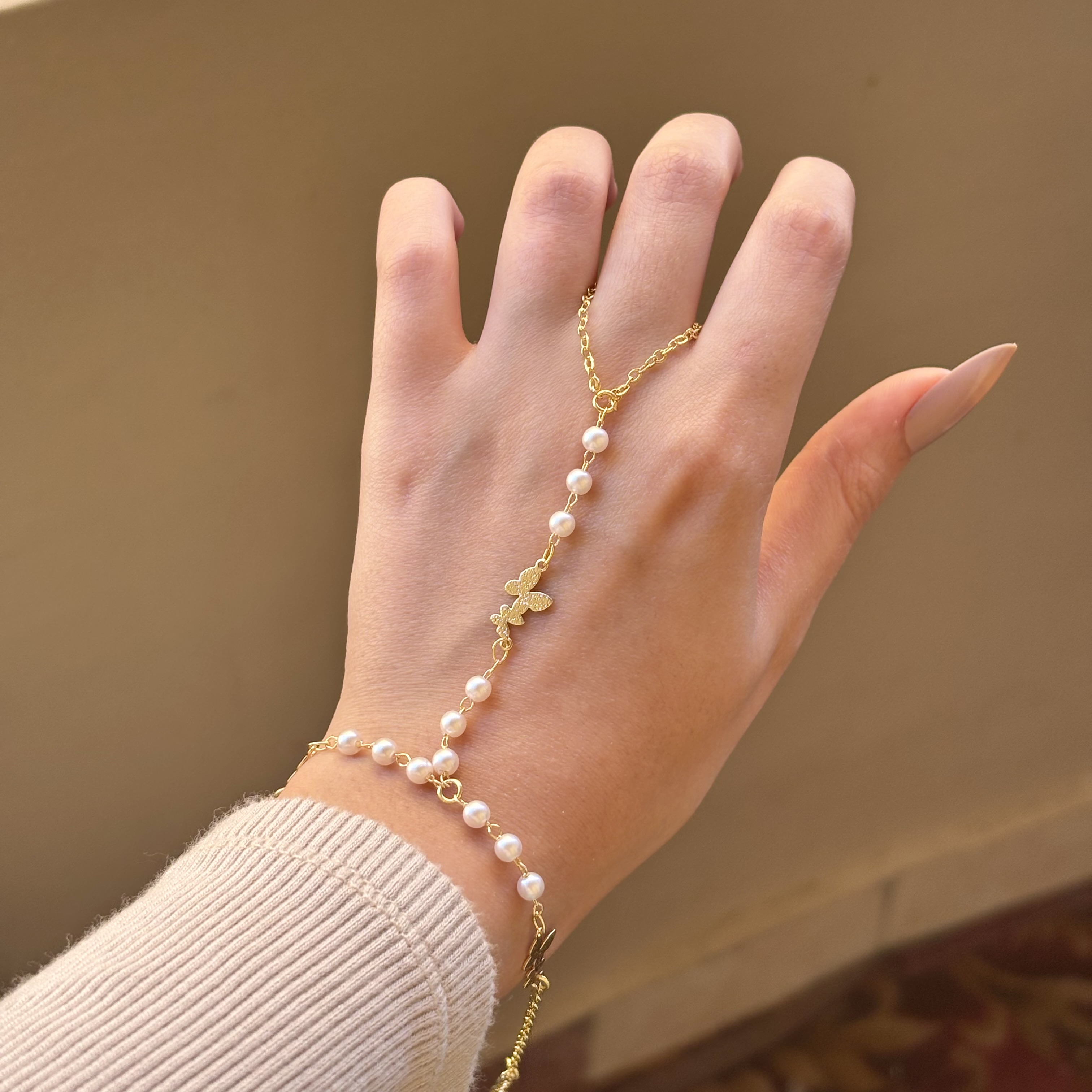 Hand chains
