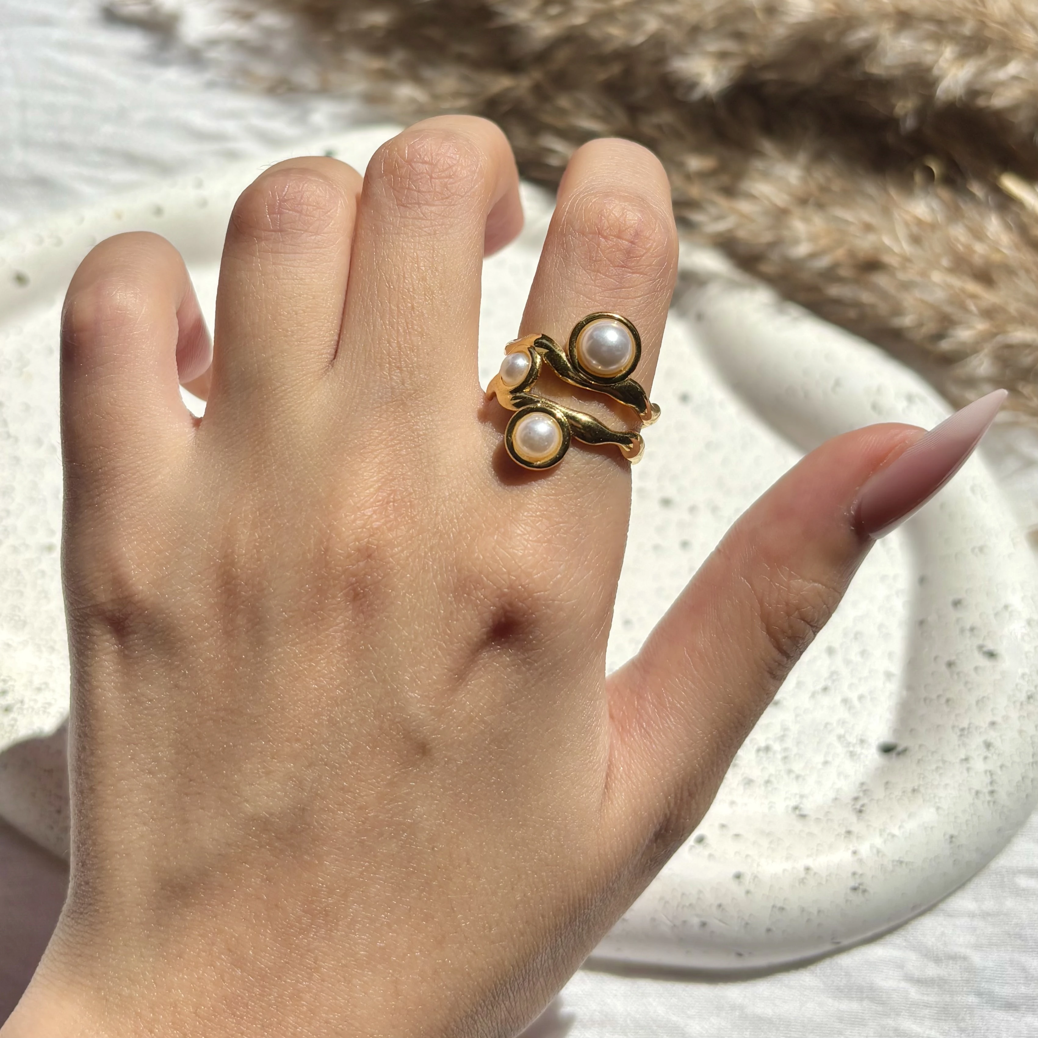 Bold Pearly Ring 💍