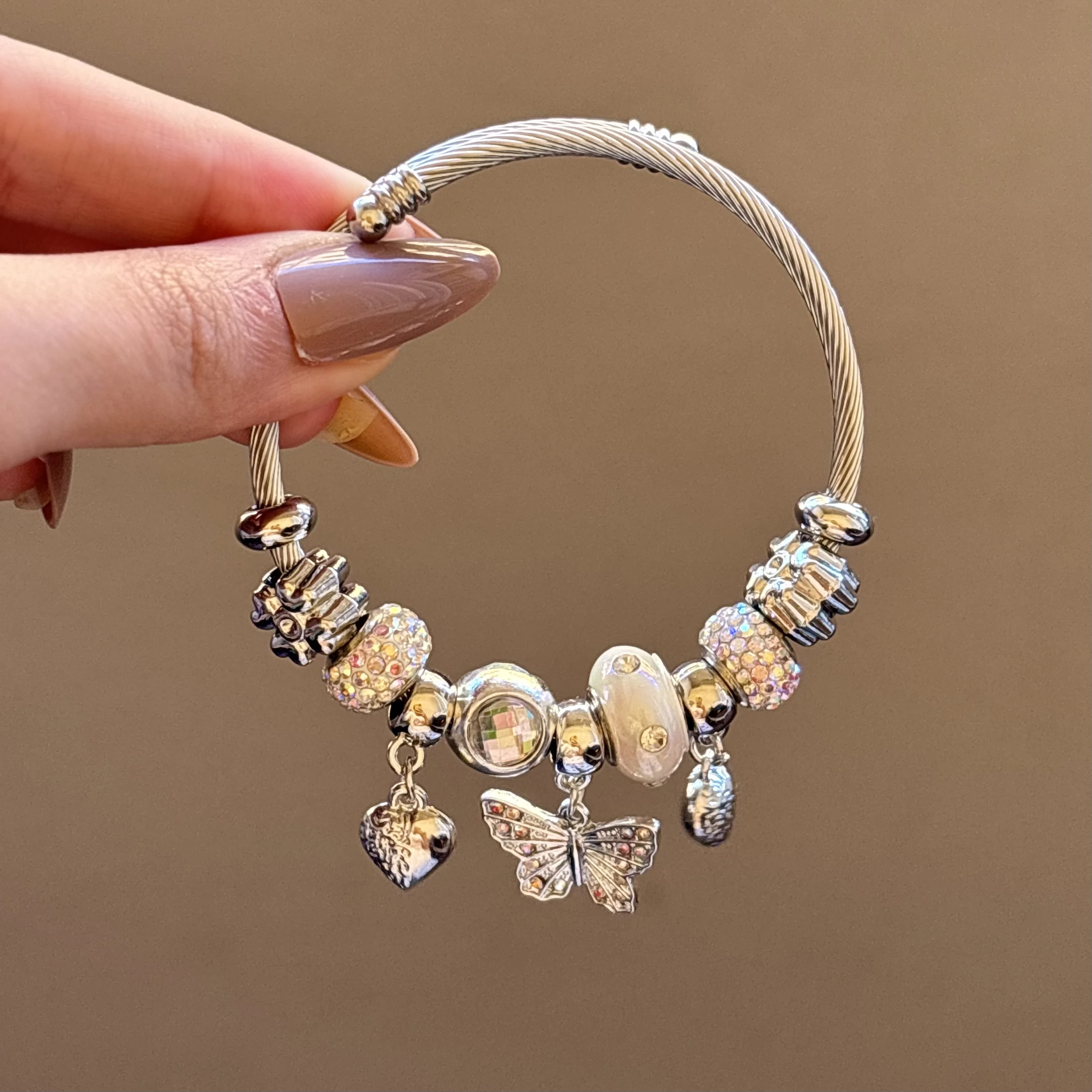 Butterfly Pandora 🦋