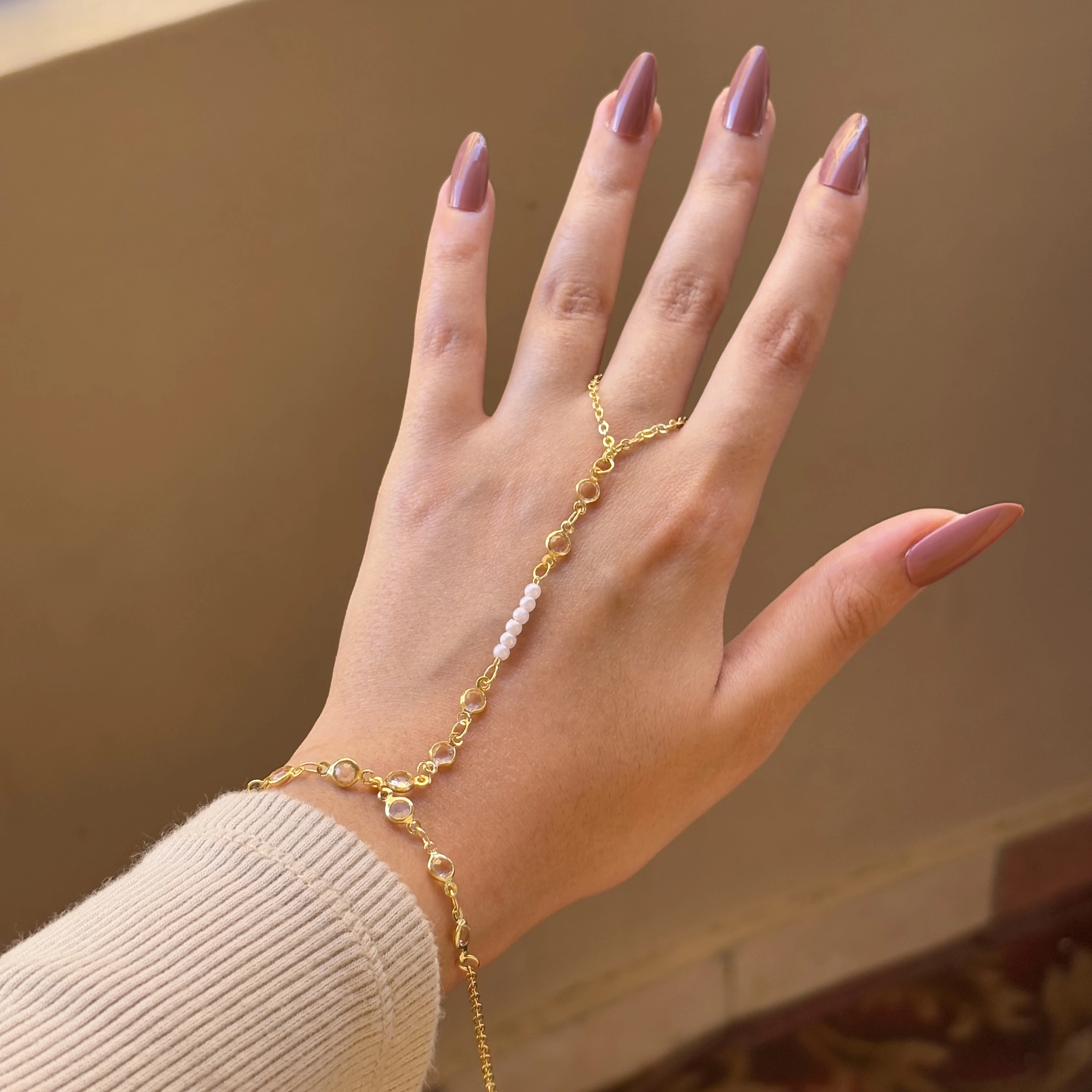 Diamond Pearls Hand Chain 💎