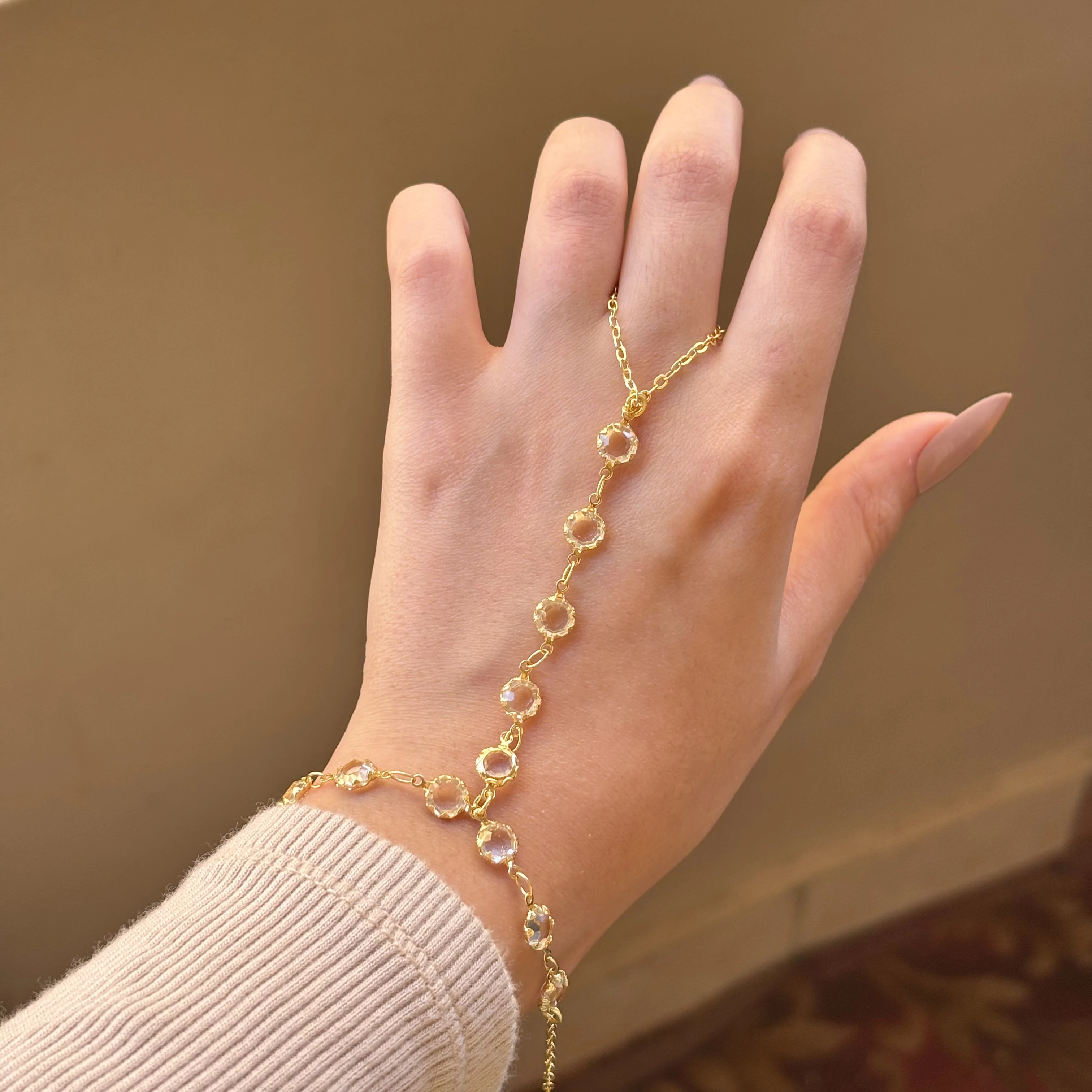 Diamonds Hand Chain 💎