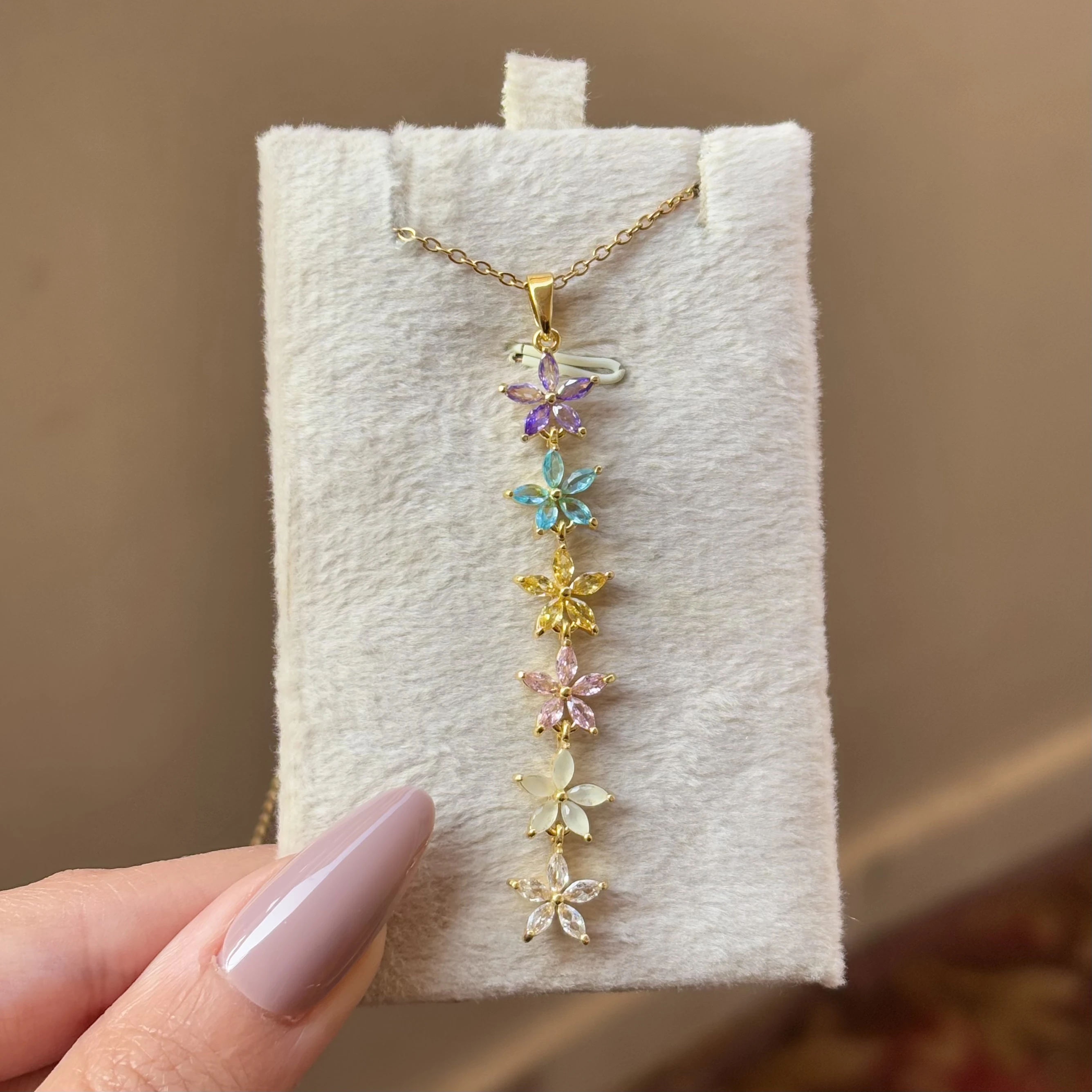 Flowers necklace 💐