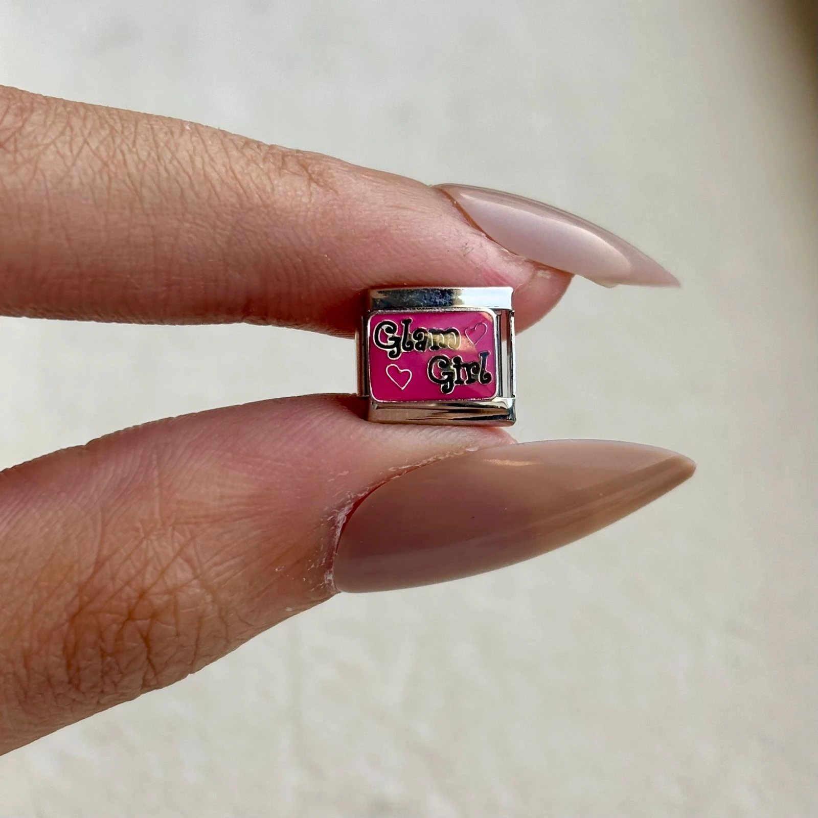 Glam Girl Charm 👱🏻‍♀️