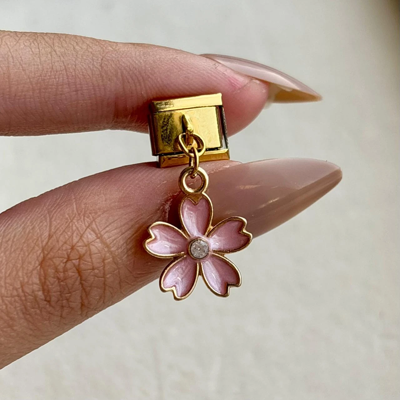 Pink Flower Charm 🌸