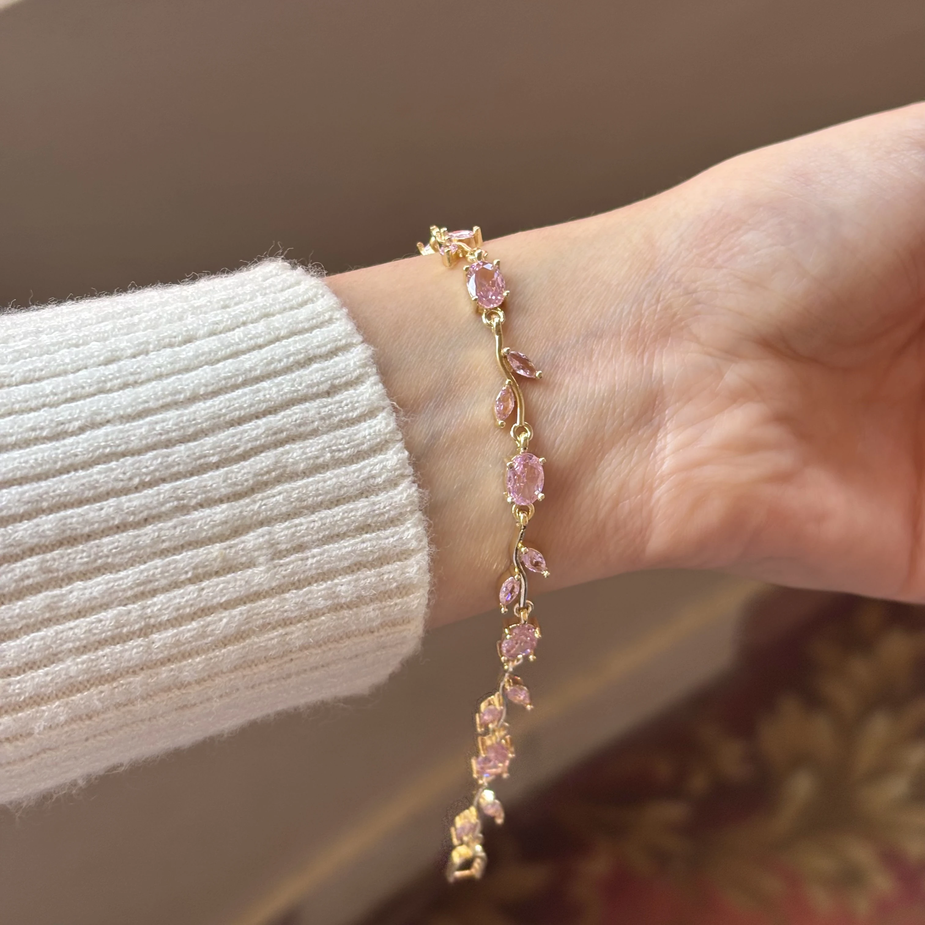 Pink Rose Bracelet 🌷