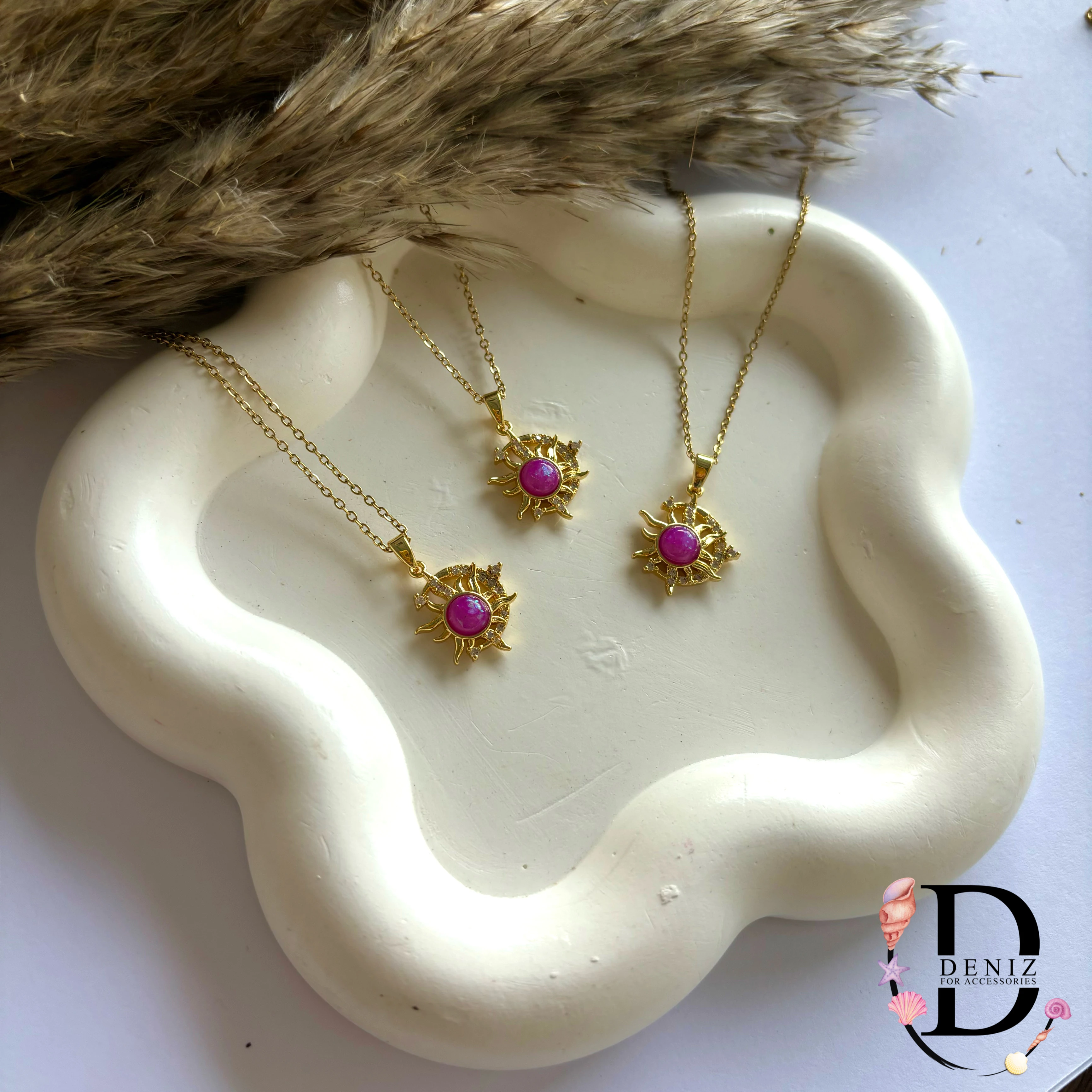 Purple Rapunzel Necklace ☀️