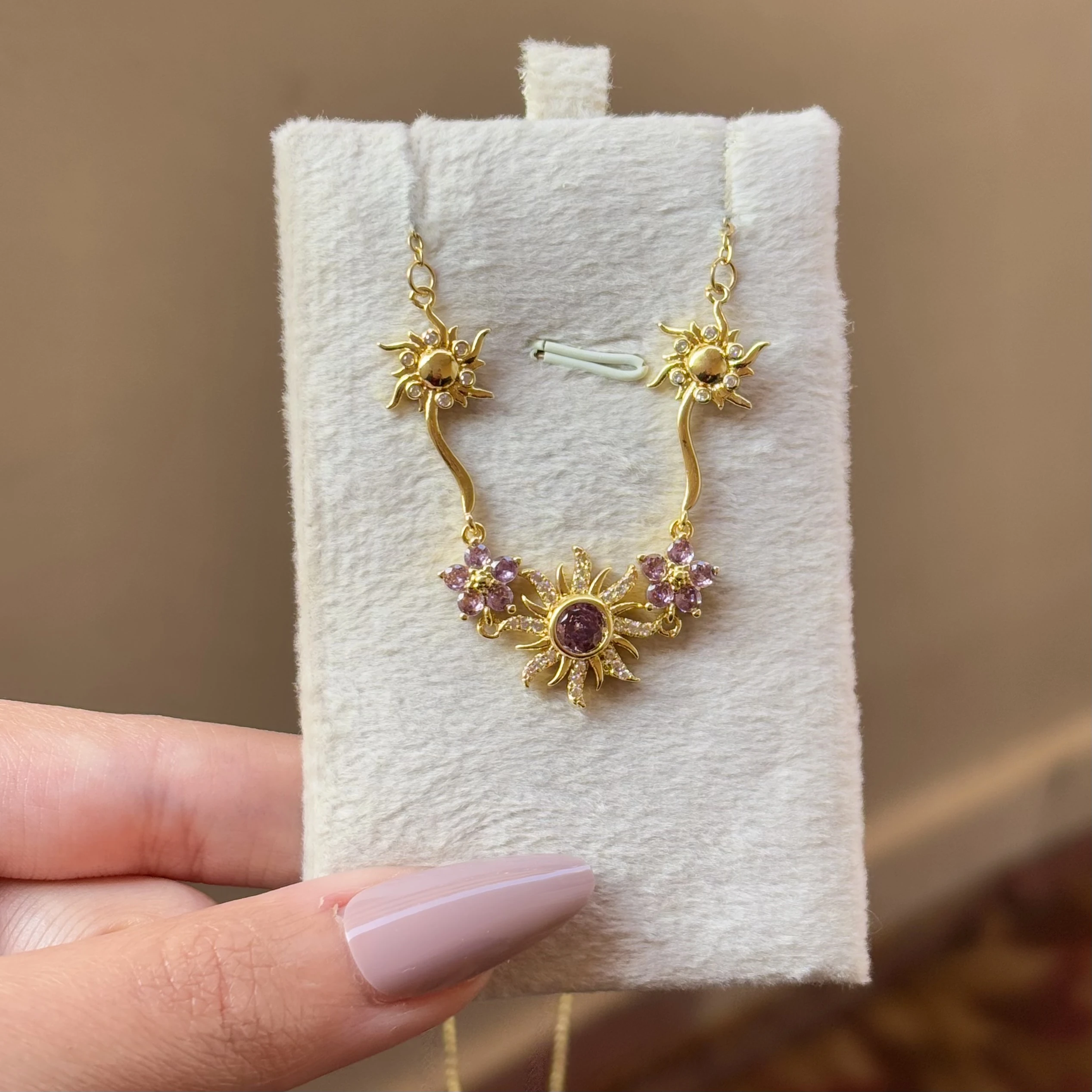 Rapunzel Necklace ☀️