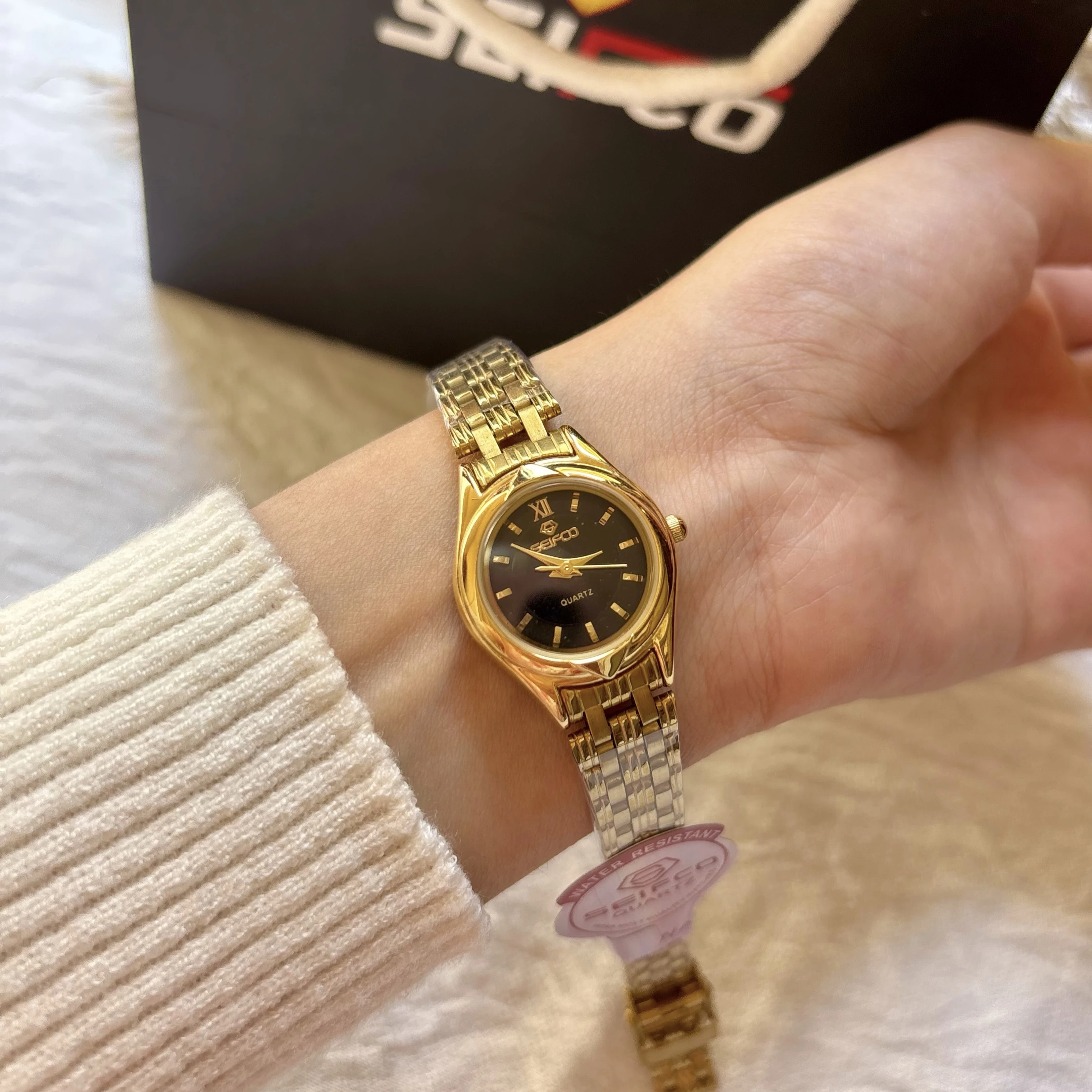 Seifco Black Circle Watch