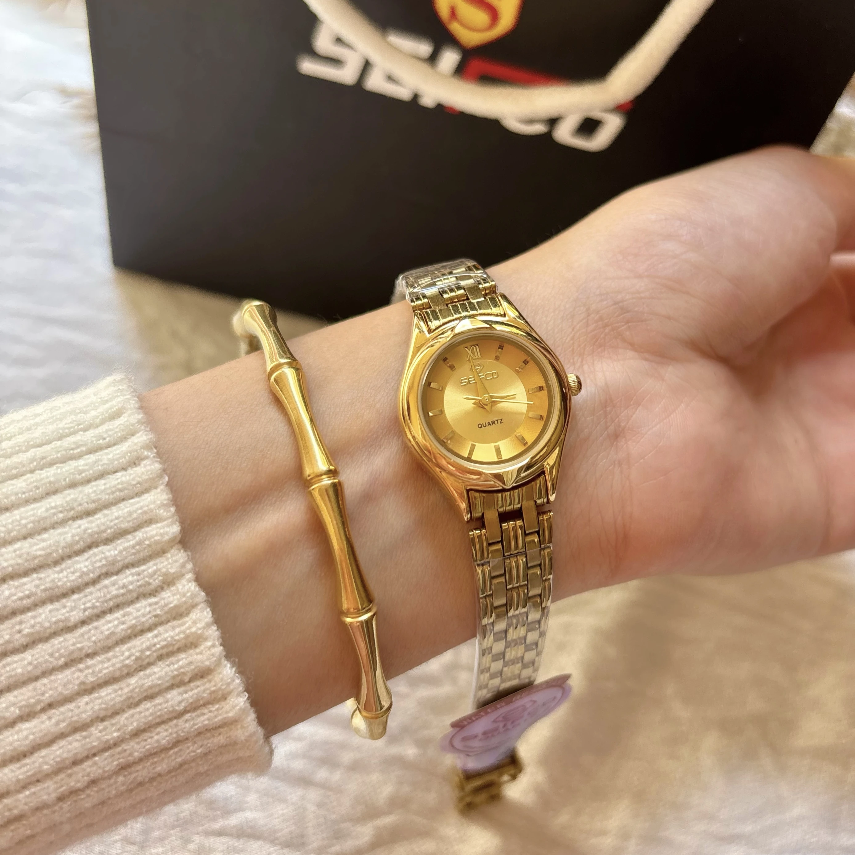 Seifco Gold Circle Watch