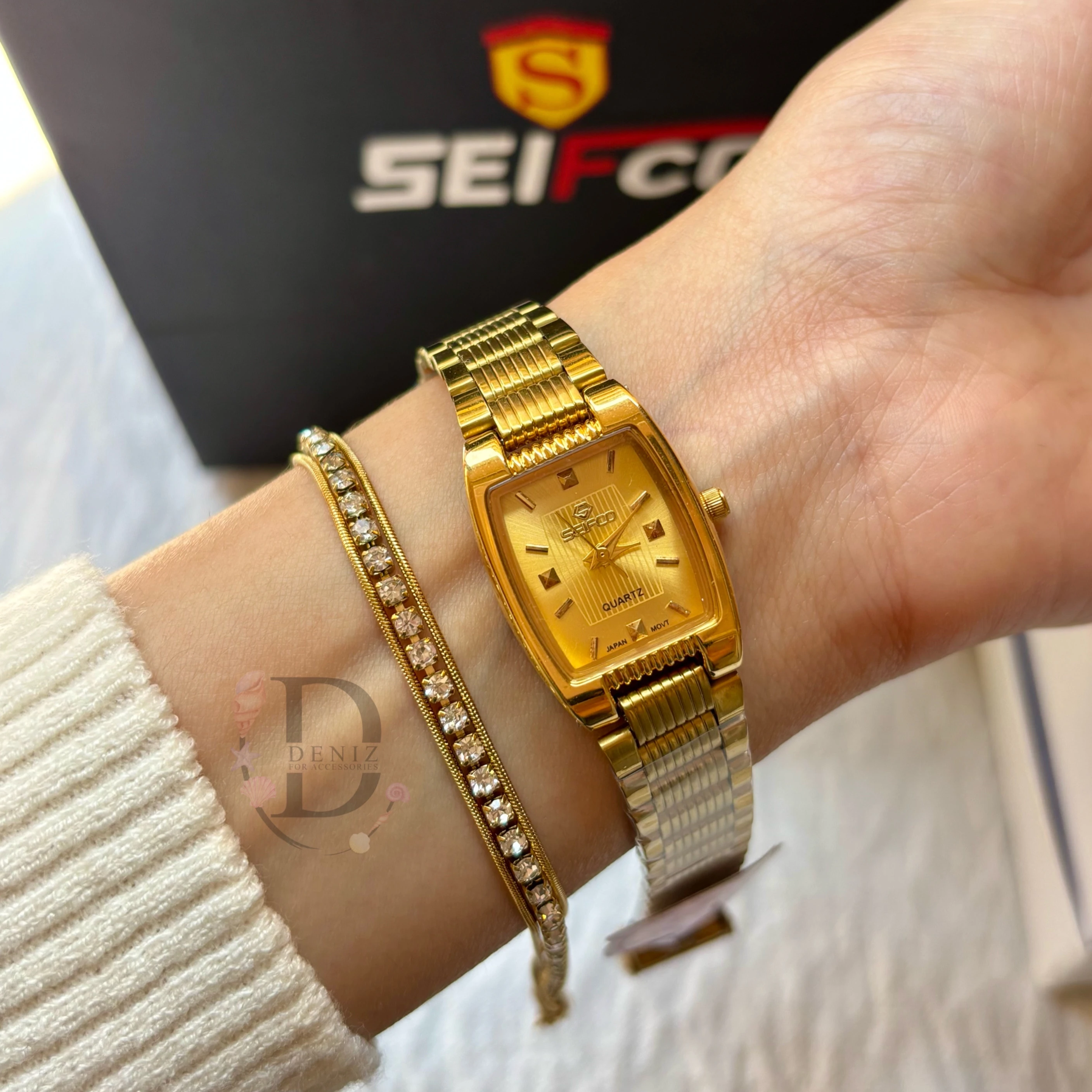 Seifco Gold Square Watch