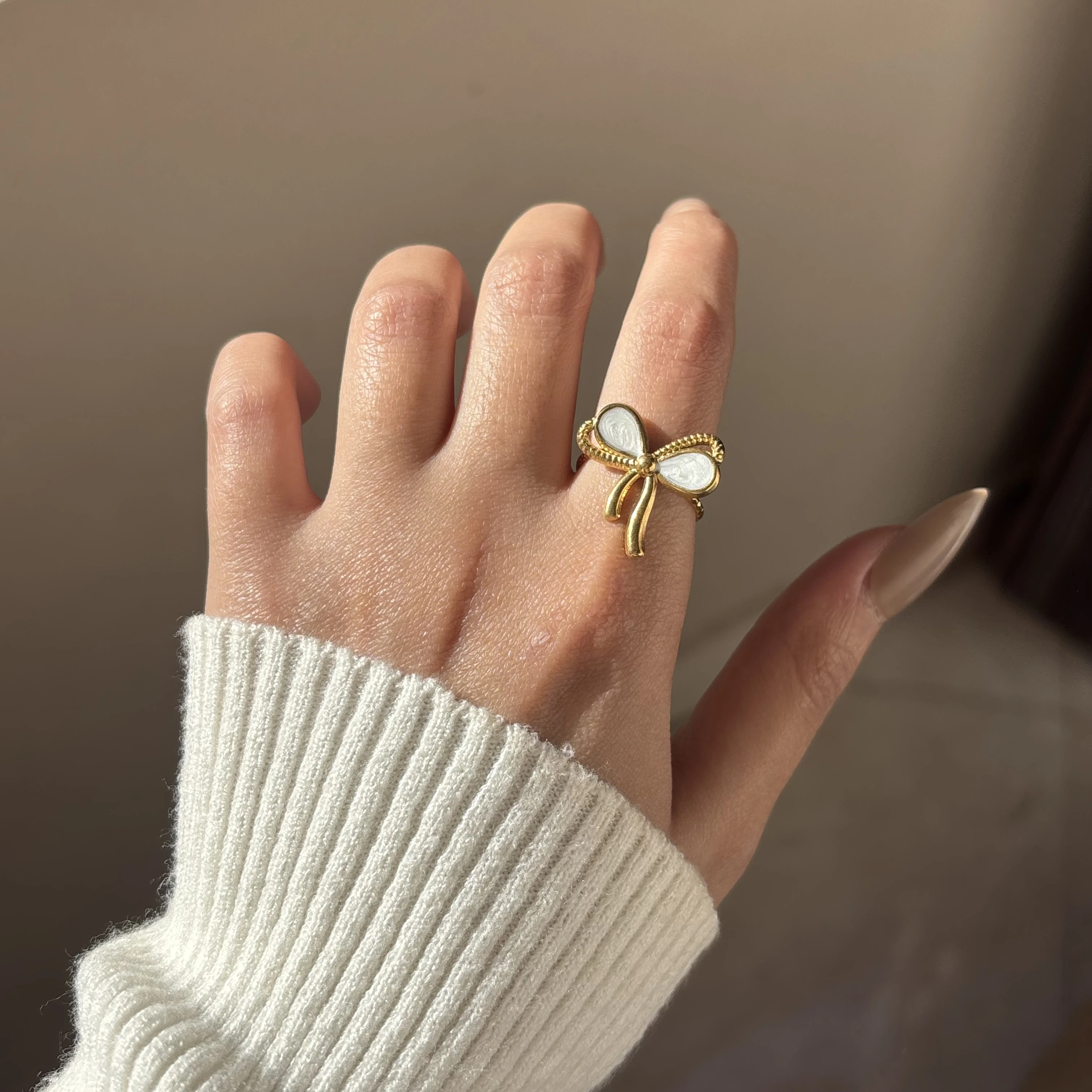 White Bow Ring 🎀
