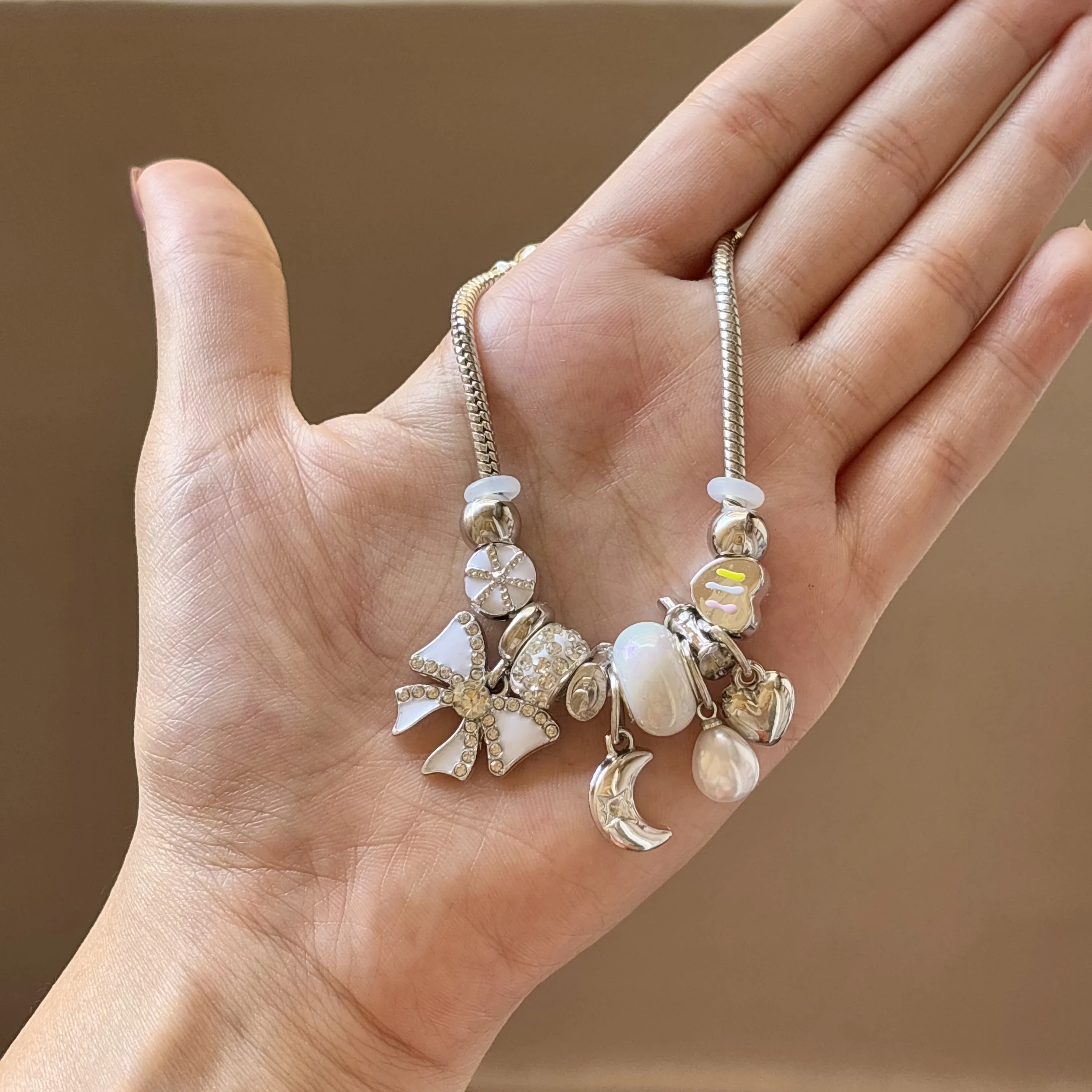 White Bow Pandora 🎀